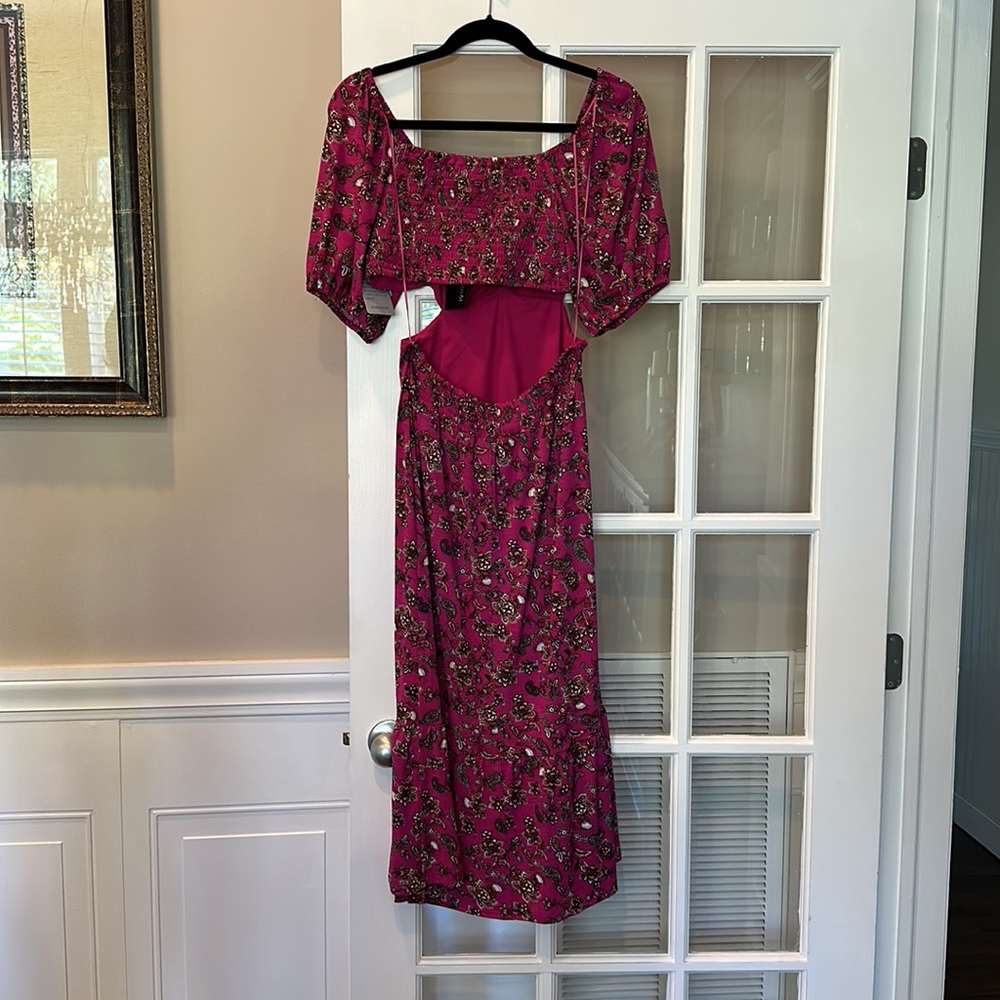 19 Cooper NWT Open back/cutout dress - Picture 3 of 3